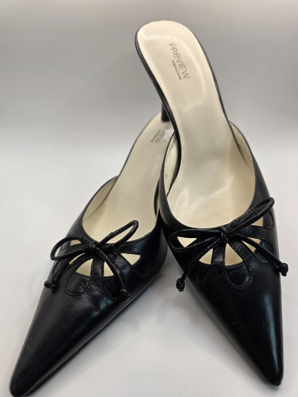 Preview International Black Leather Bow Pointed Toe Mule Heels Women's S: 7.5